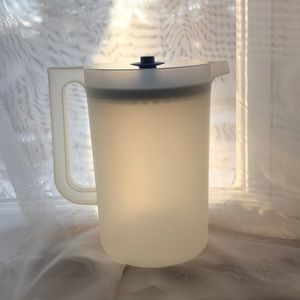 Vintage Clear Frosted Tupperware Blue Poptop lid